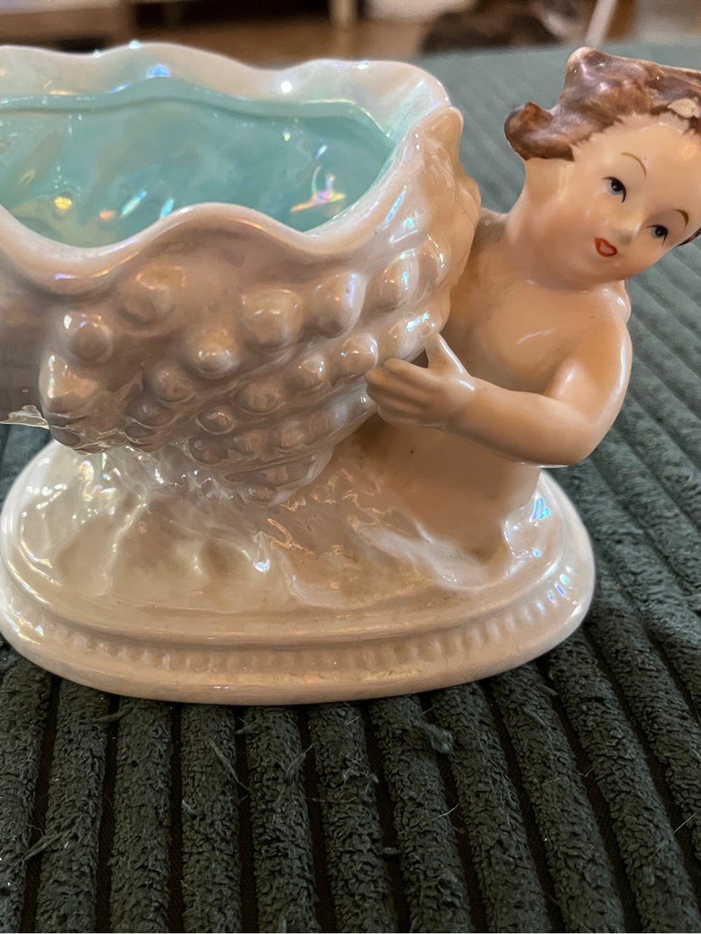 Vintage Ceramic Shell Vase with Aqua Interior - Decorative Home Accent